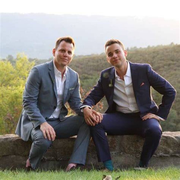 
How Dave Rubin and his partner, David Janet’s Love Started 