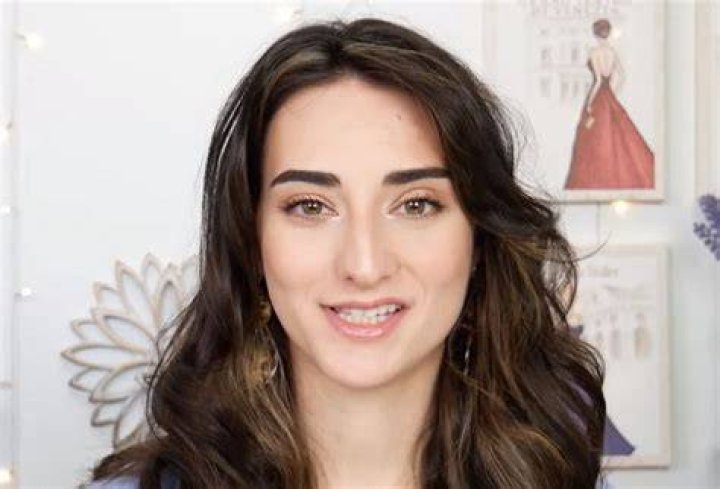 
Is Abigail Shapiro Pregnant In 2023? Partner And Dating Timeline 