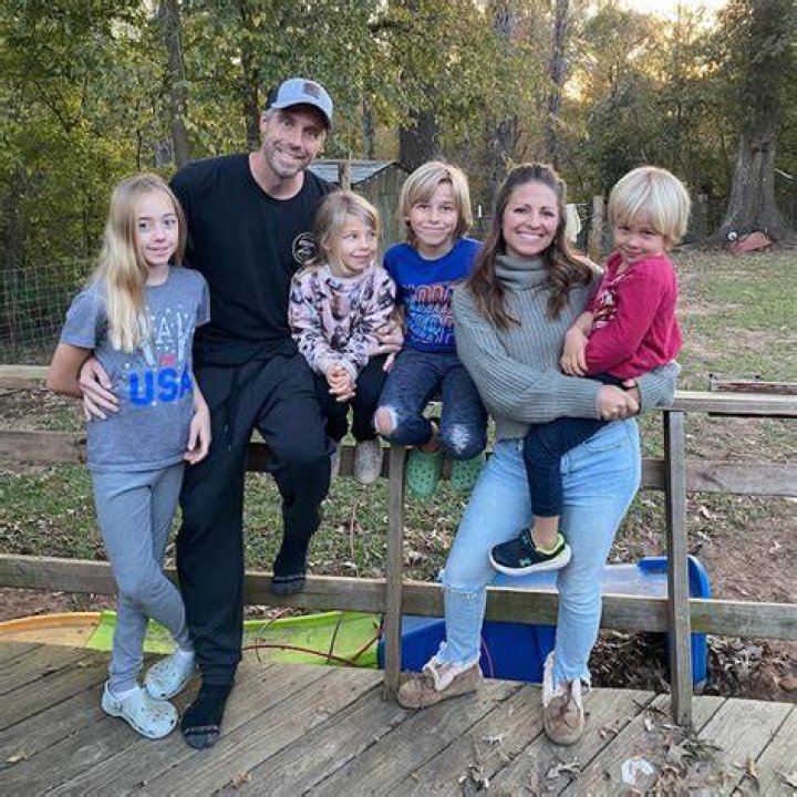 
Who Is Alex Clark’s Sister, Arianna Clark? Family Explored 